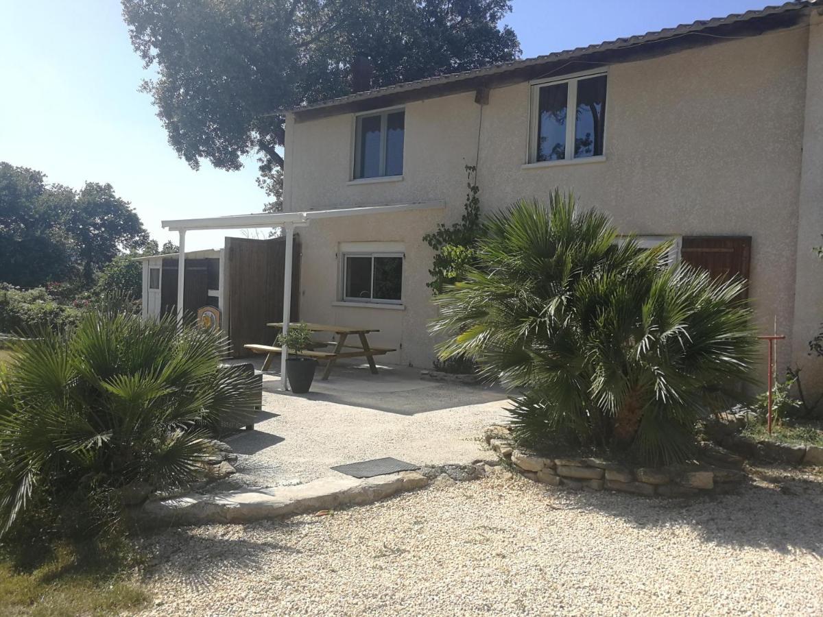 Mas Des Gardies Saint-Julien-de-Peyrolas 外观 照片