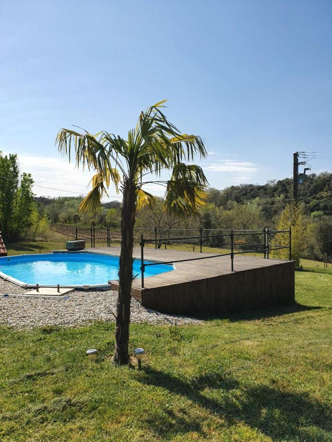 Mas Des Gardies Saint-Julien-de-Peyrolas 外观 照片